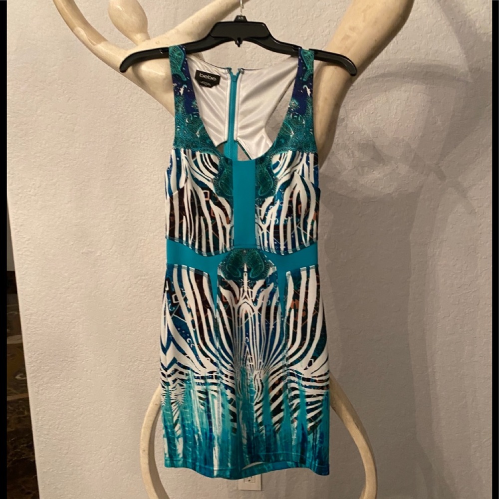 Bebe Strech Dress